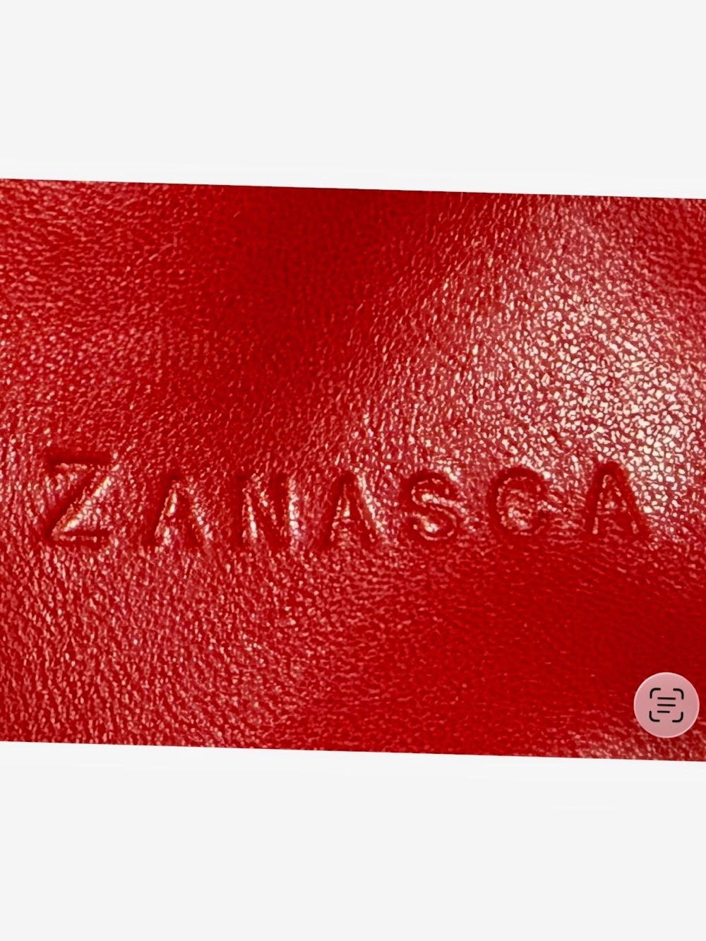 Italian Sleek Red Leather Shoulder Bag - Picture 3 of 3